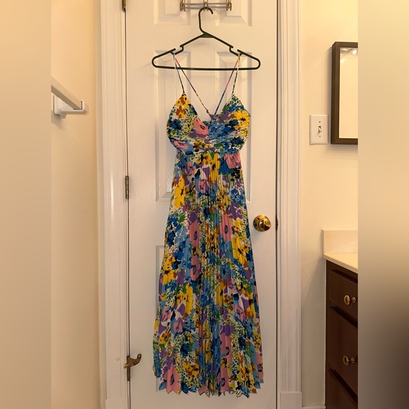 Astr Dresses & Skirts - ASTR The Label Multicolor Bright Floral Pleated Midi Dress